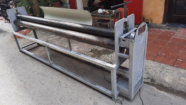 Máy log alu tấm ngoài trời 3mm-5mm, độ phủ nhôm 0.3-0.5
